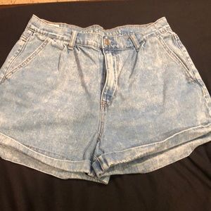 American Eagle Outfitters Shorts - Shorts American Eagle Outfitters Shorts - Shorts